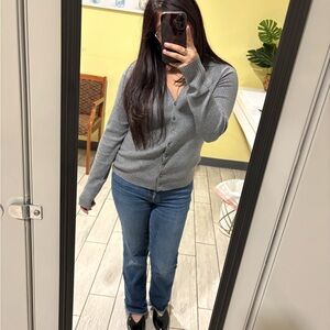 Meet your Posher, Daniela